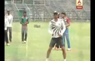Bengal cricketer Manoj Tiwary practicing bowling action of Lasith Malinga ahead of IPL